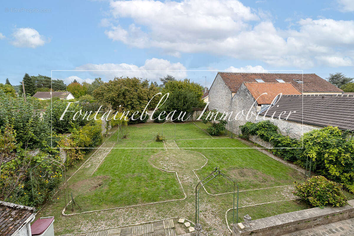 Maison à MILLY-LA-FORET