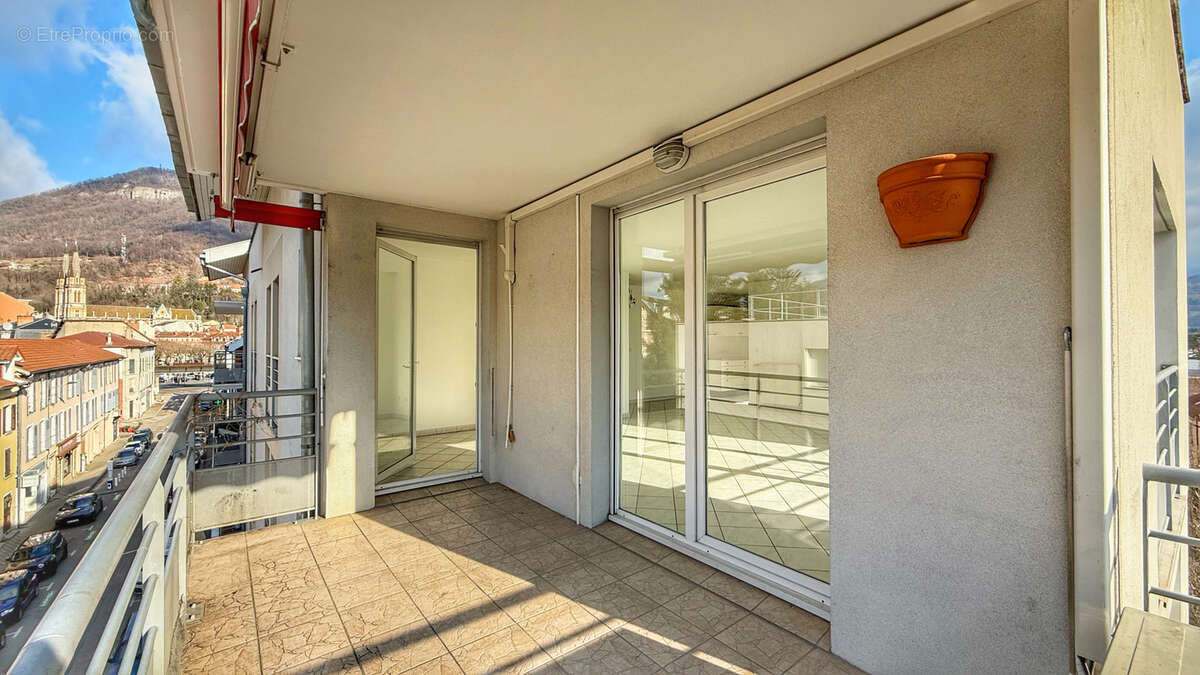 Appartement à VOIRON