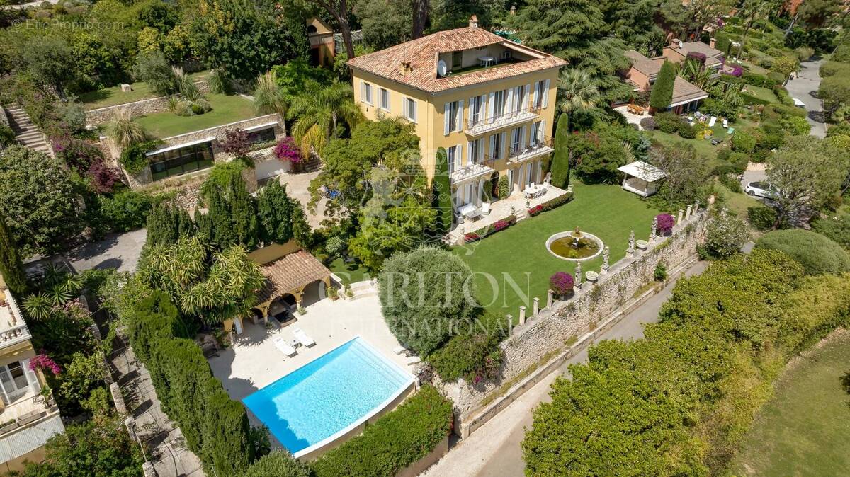 Maison à EZE