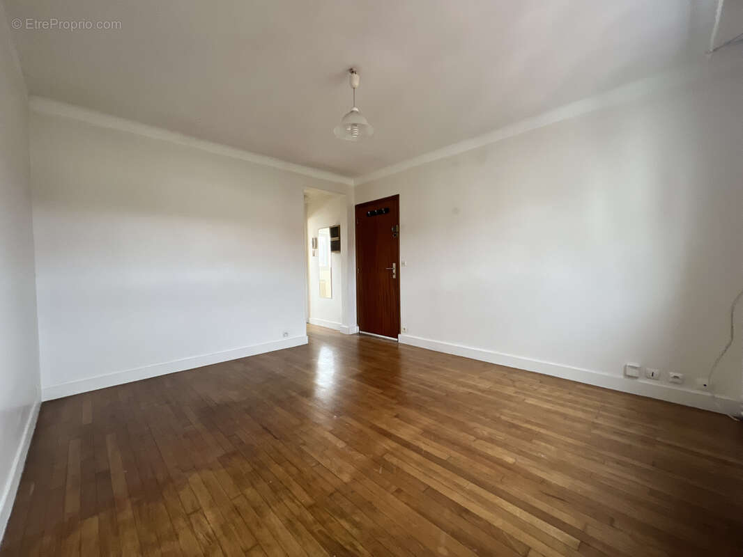 Studio de 26 m2 en centre-ville - photo 4
