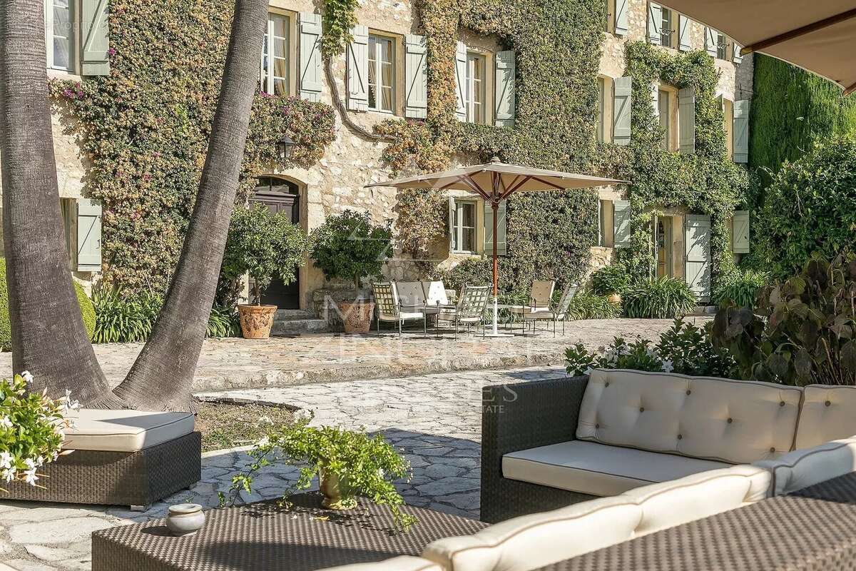 Maison à GRASSE