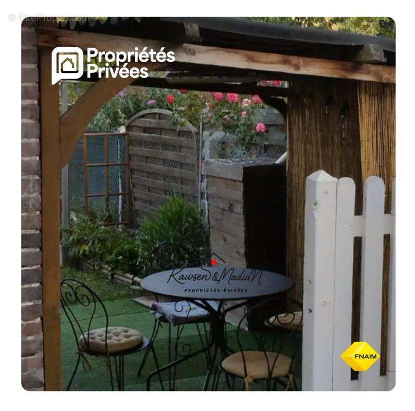 Maison à LA BONNEVILLE-SUR-ITON