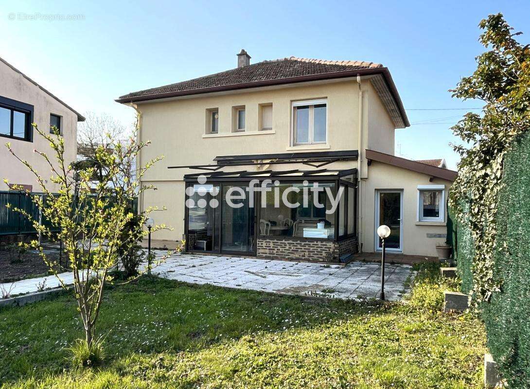 Maison à BOURG-EN-BRESSE