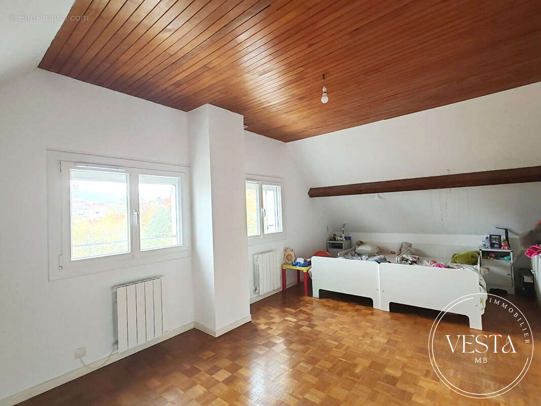 Maison à FONTAINE-LES-DIJON