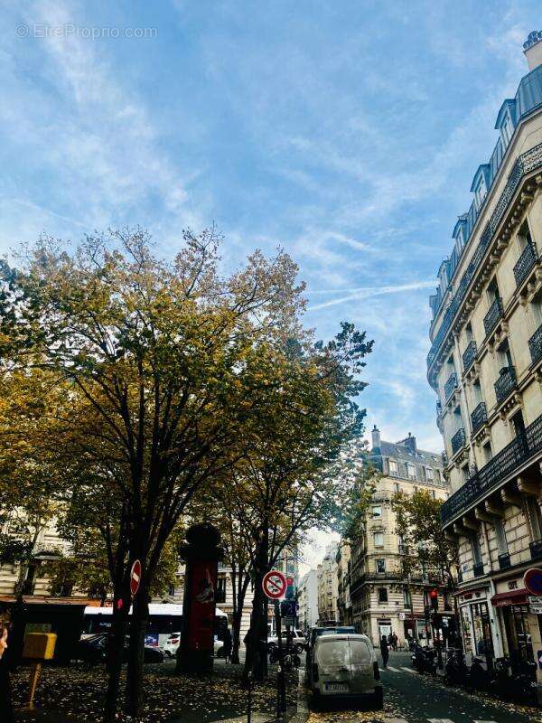 Appartement à PARIS-17E