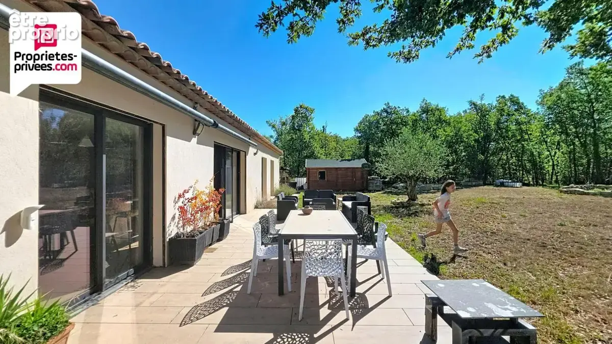 Villa de plain pied 5 pieces de 120 m2 et terrain clos et plat  de 2000 m2 - photo 2