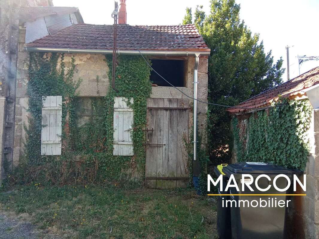 Maison 7 pièces 160 m² à vendre à La Sauniere (23000) - photo 3