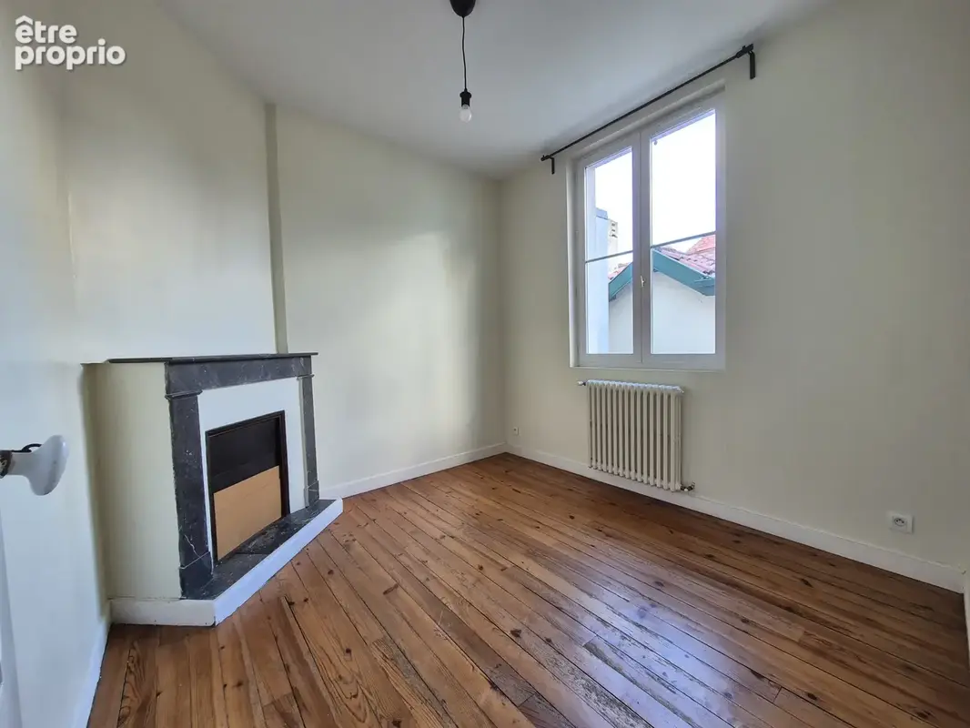 Biarritz Centre - Maison de ville 4 chambres + bureau au calme sur 119m2 de terrain - photo 8