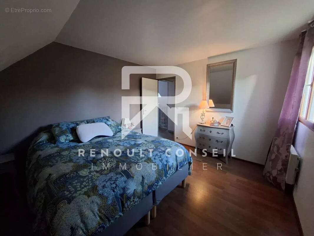 Maison à LA CHAPELLE-REANVILLE