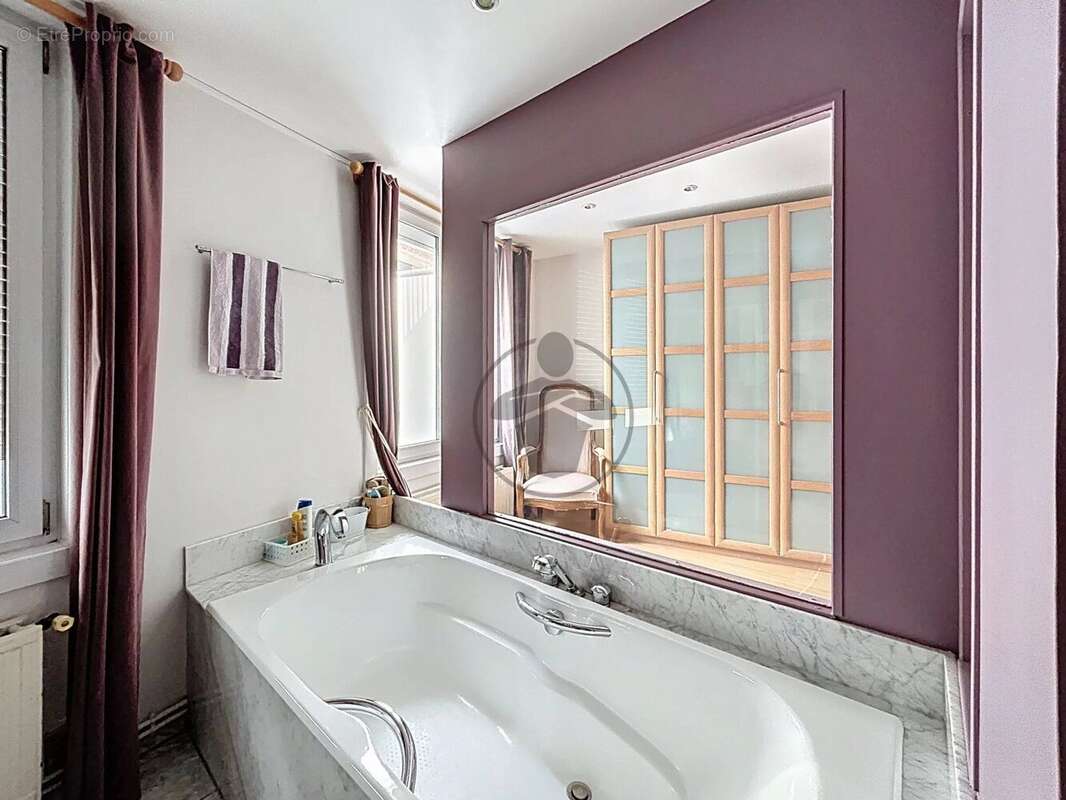 Maison à SAINT-QUENTIN