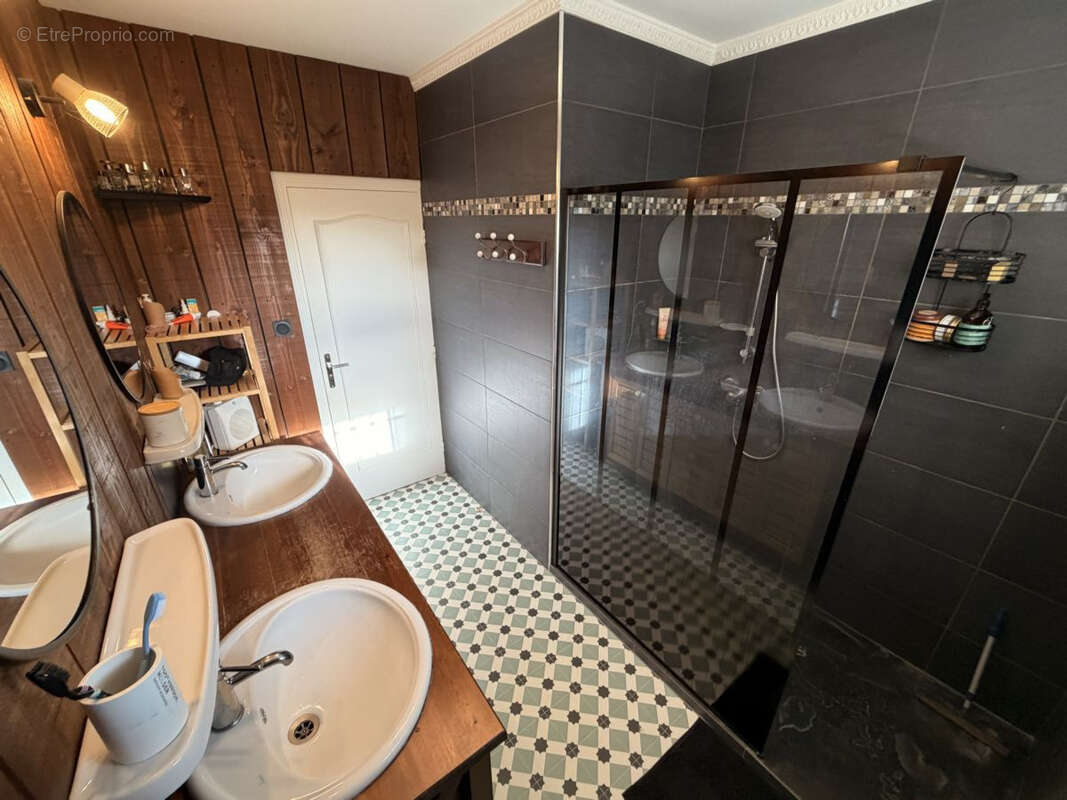 Maison à SAINT-PRIEST-BRAMEFANT