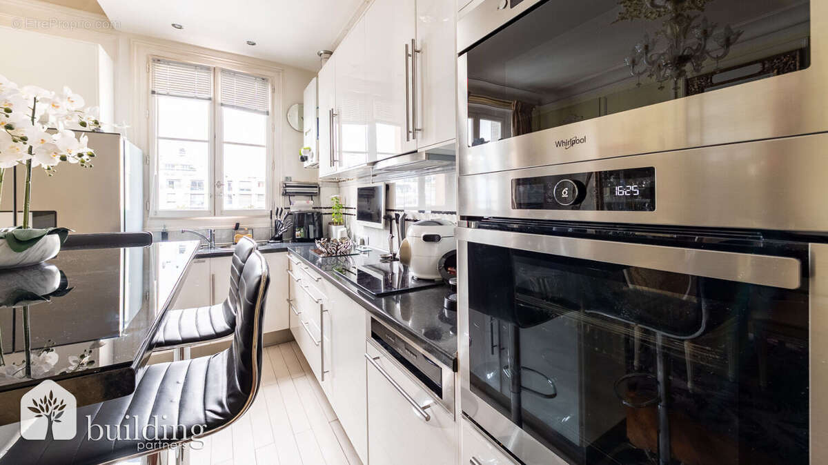 Appartement à PARIS-12E