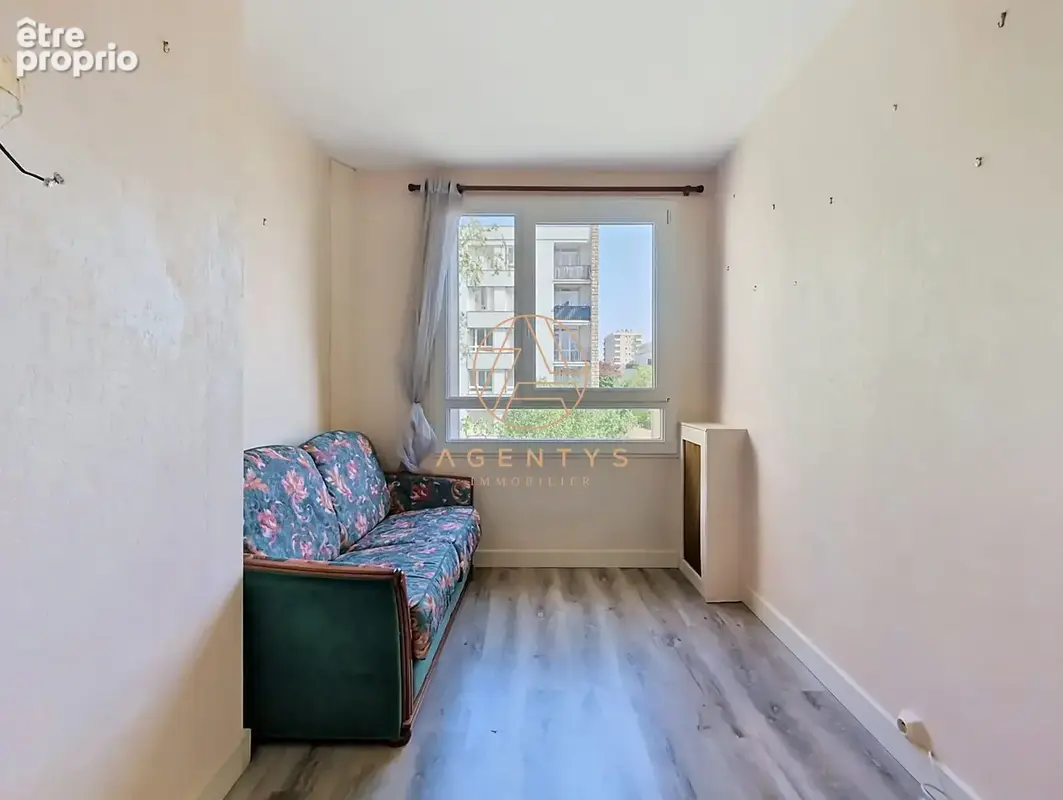 Appartement 4 pièces 70 m² à vendre à Joinville-Le-Pont (94340) - photo 7