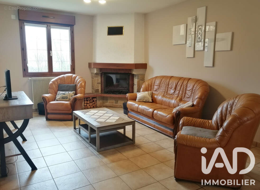 Maison 148 m² à Ambrieres-Les-Vallees  - photo 6