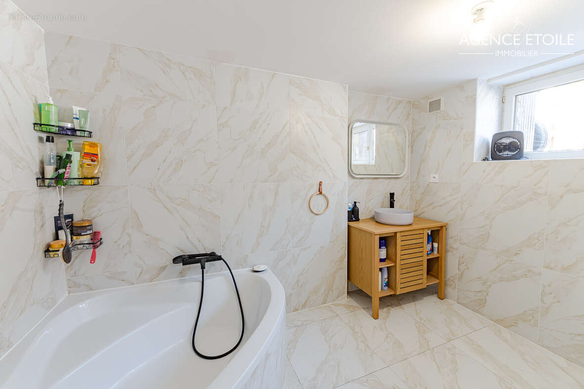 Maison à MARSEILLE-13E