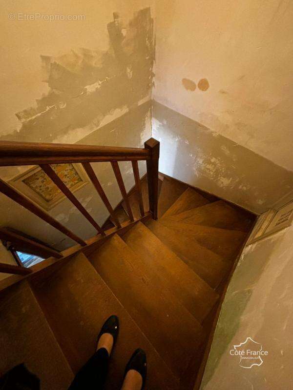 Maison à BAGNAC-SUR-CELE