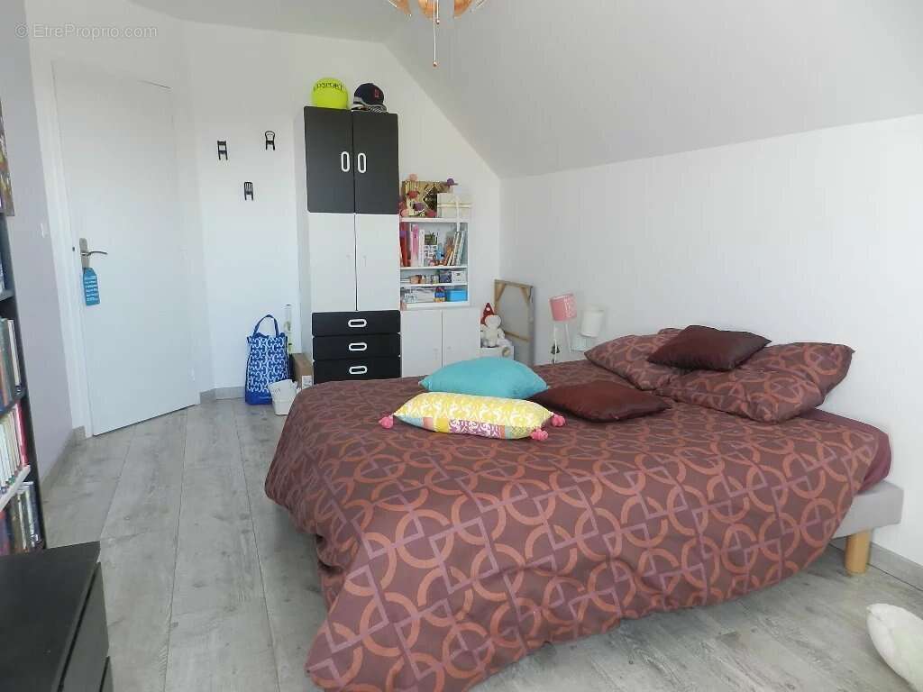 Maison à SAINT-PIERRE-SUR-DIVES