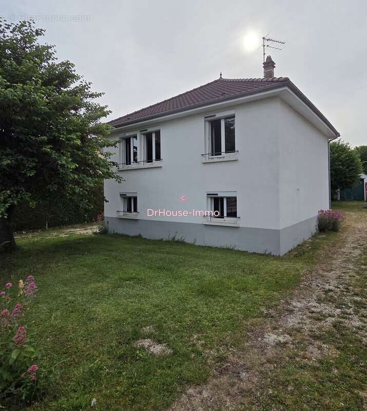 Maison 80 m² à Saint-Parres-Les-Vaudes  - photo 9