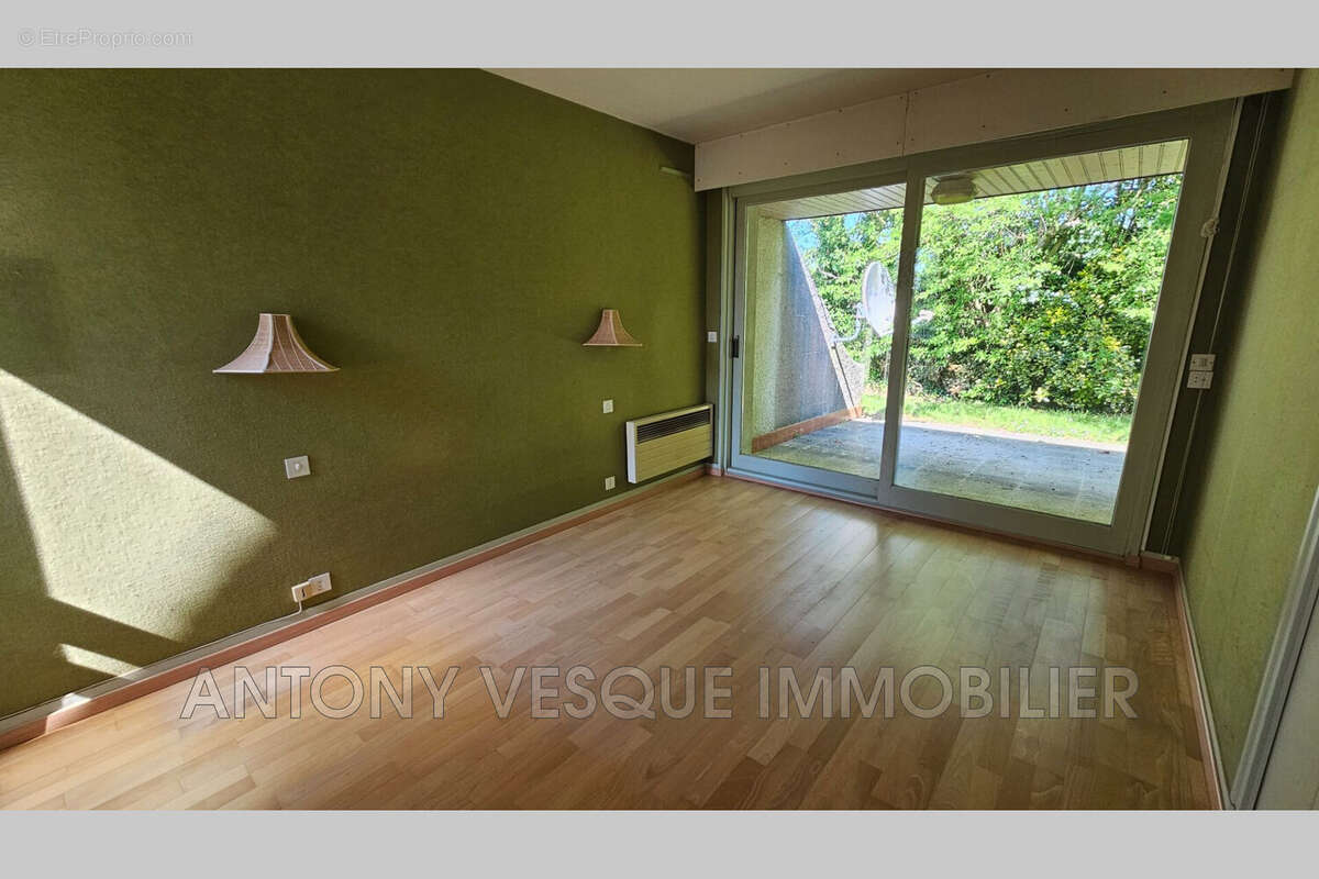 Maison à HEUGUEVILLE-SUR-SIENNE