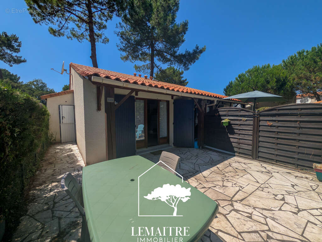 Villa d'angle résidence avec piscine - photo 8