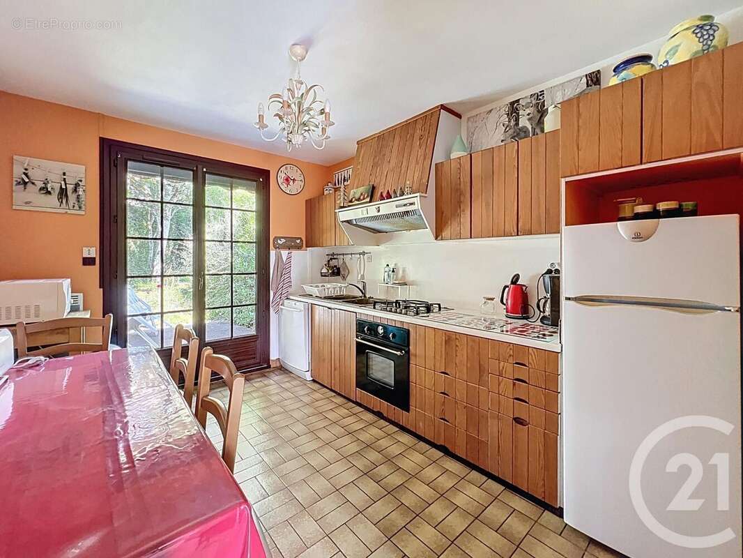 Maison à HAUTEVILLE-LES-DIJON