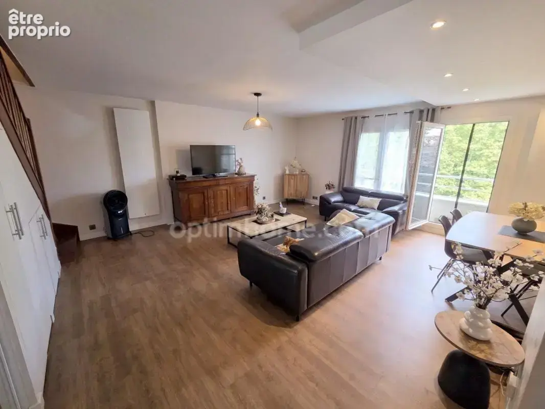 Sarcelles village - Appartement Duplex - 5 pièces / 3 chambres - 97m2 - 245 000 € FAI - photo 2