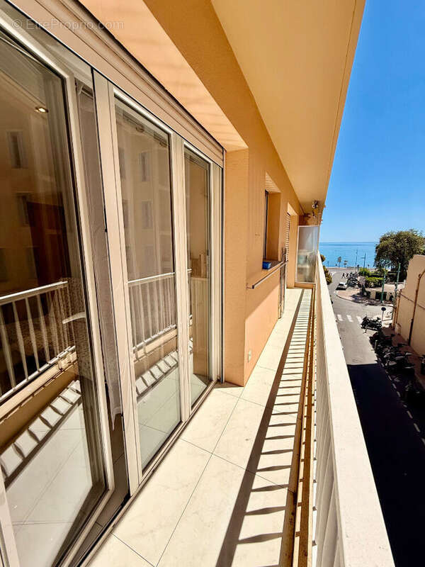 Appartement à MENTON