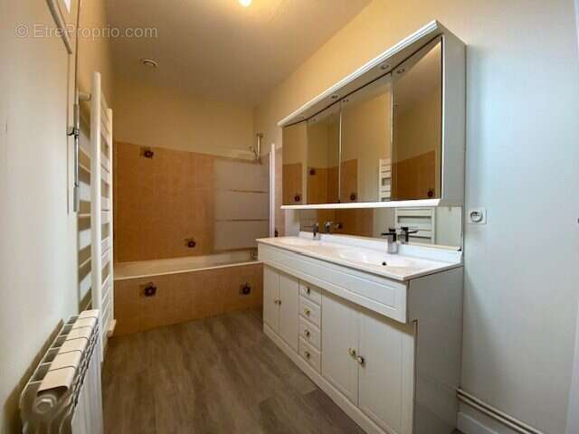 Maison à LA GUERCHE-DE-BRETAGNE