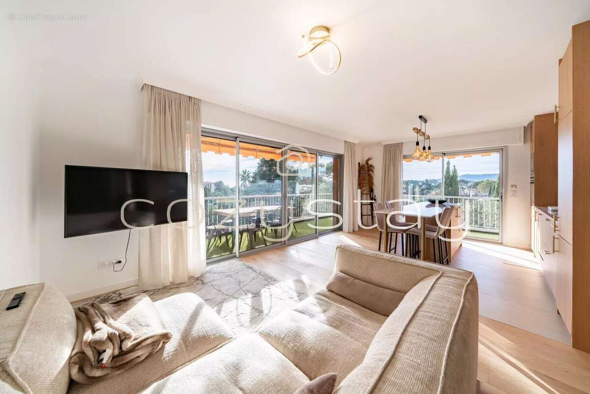 Appartement à LE CANNET