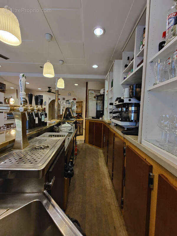 Commerce à PARIS-7E