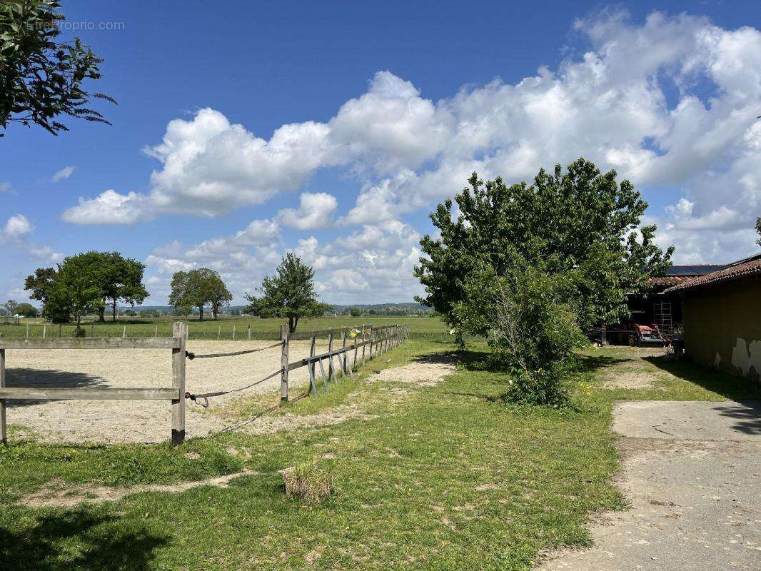 Maison à MARTRES-DE-RIVIERE