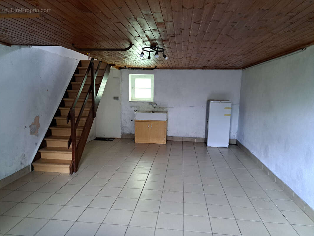Maison à LE CHAMBON-SUR-LIGNON