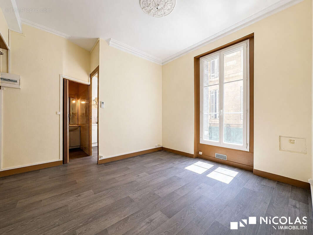 Appartement à BORDEAUX
