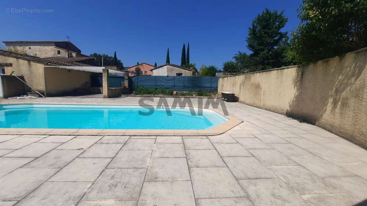 Maison à QUISSAC