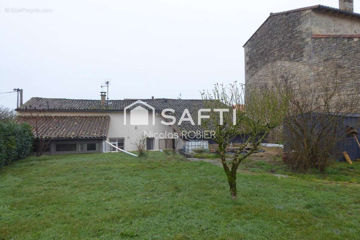 Photo 9 - Maison à ECHIRE