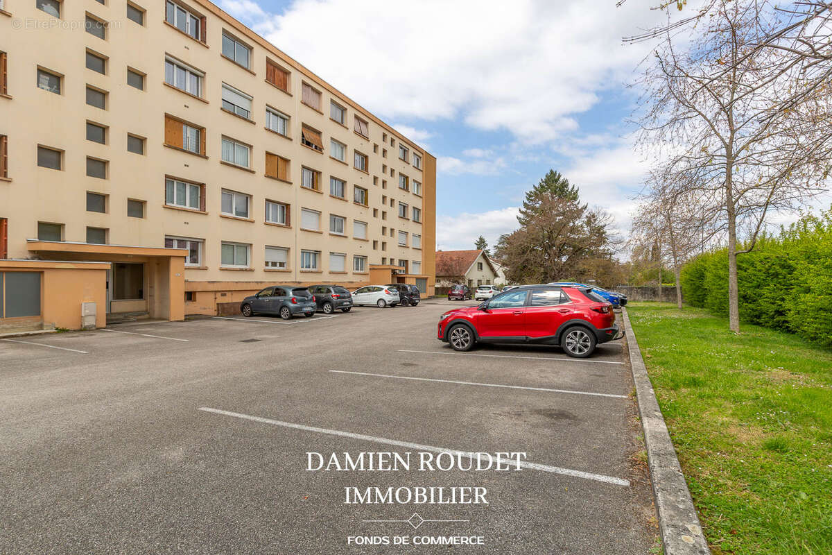 Appartement à BOURGOIN-JALLIEU