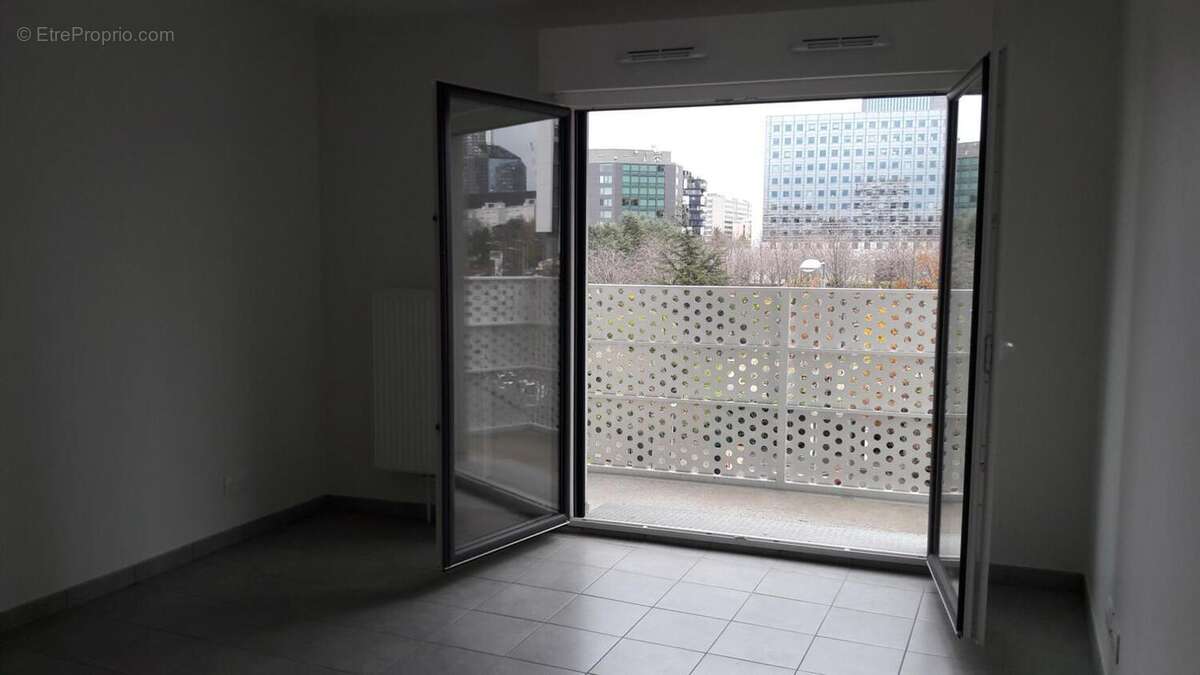 Appartement à NANTERRE