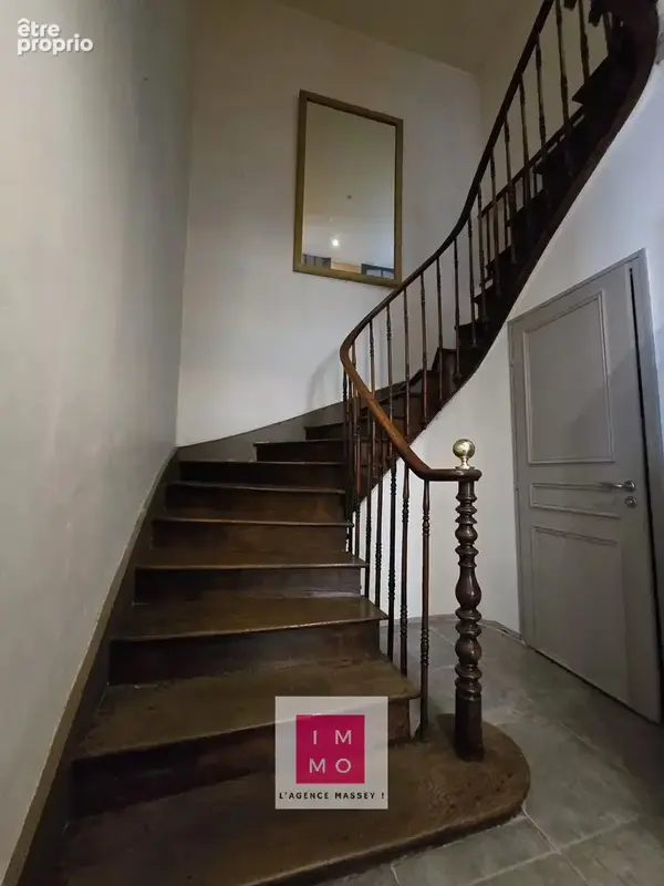 TARBES – Grand duplex de caractère, 4 chambres, terrasse, garage 26m² et parking - photo 12