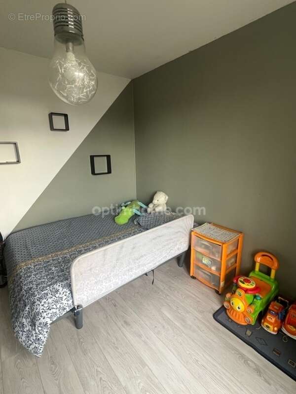 Maison à MORTAGNE-SUR-SEVRE