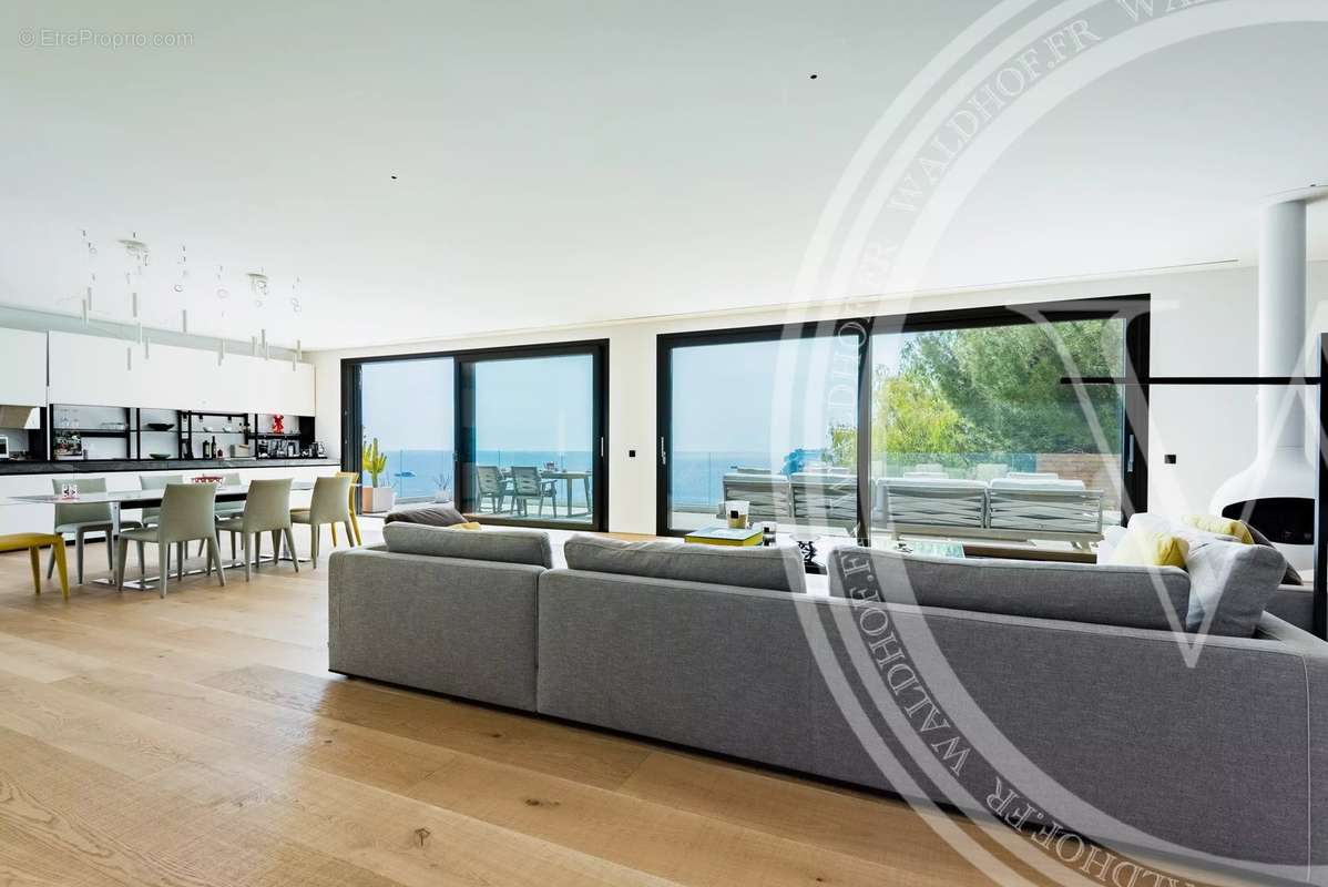 Maison à ROQUEBRUNE-CAP-MARTIN