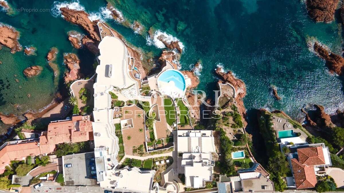 Appartement à THEOULE-SUR-MER