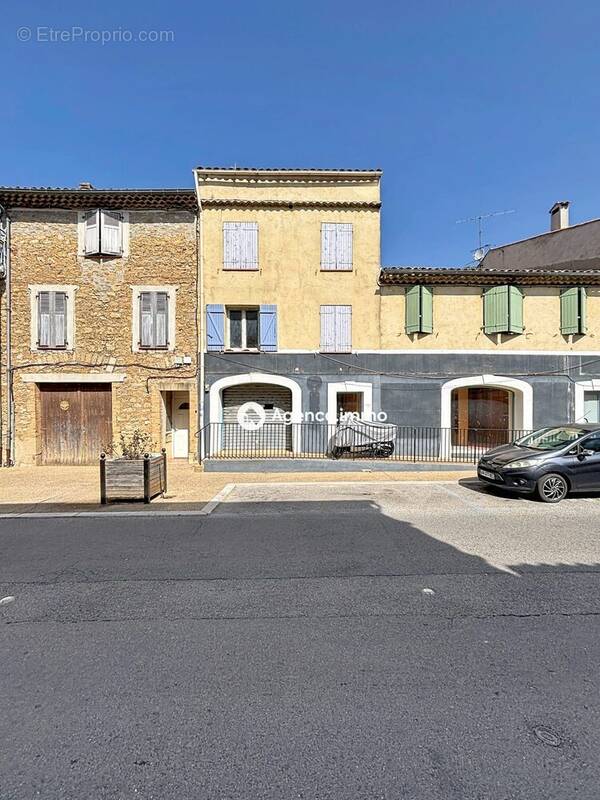 Appartement 231 m² à Forcalqueiret  - photo 1