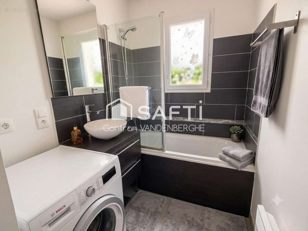 Maison 92 m² à Fressin  - photo 6