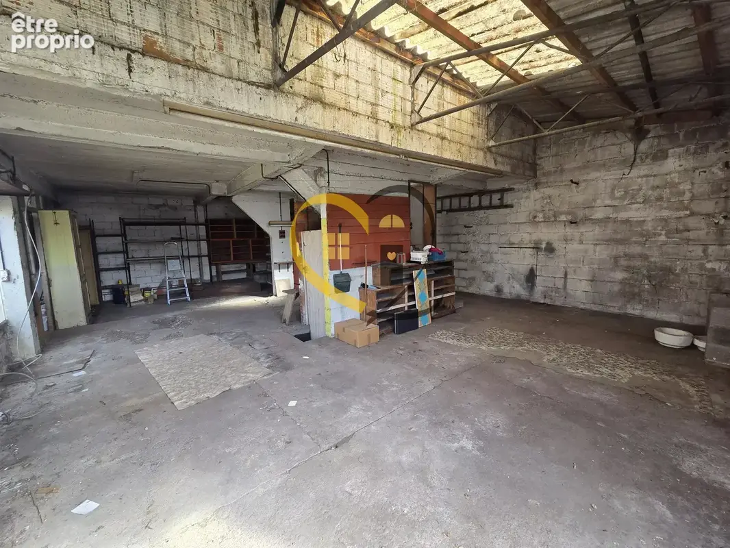 Maison proche Séraucourt, trois garages et grand atelier - photo 3