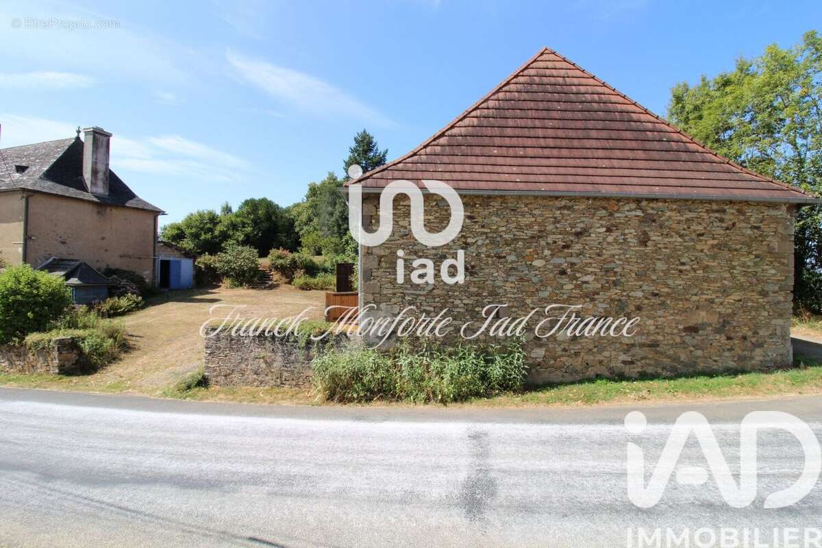Photo 8 - Maison à JUILLAC