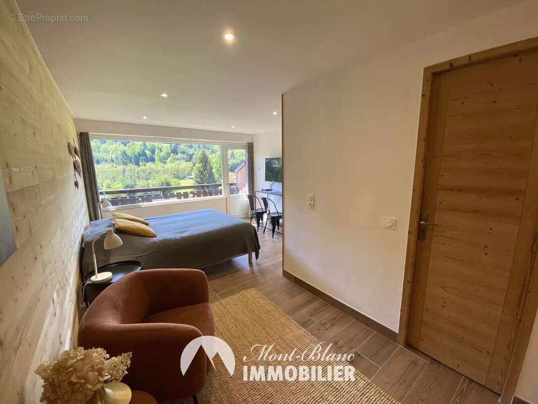 Appartement à DEMI-QUARTIER