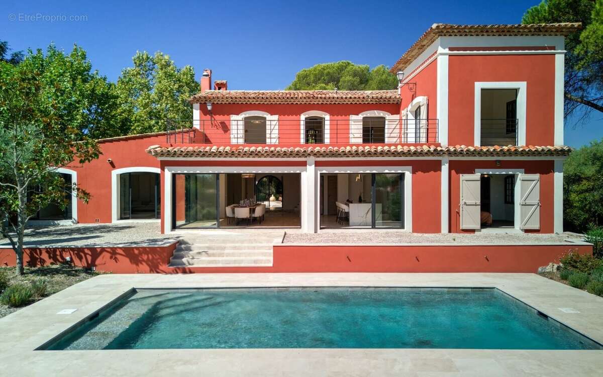 Maison à MOUANS-SARTOUX