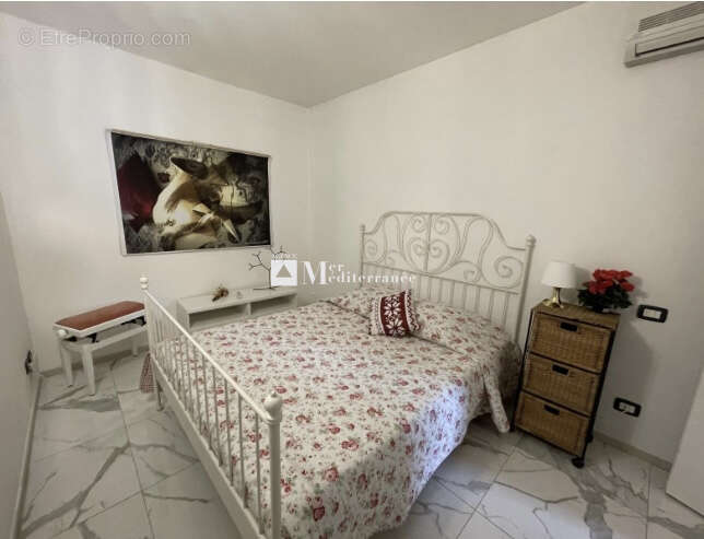 Appartement à GRIMAUD