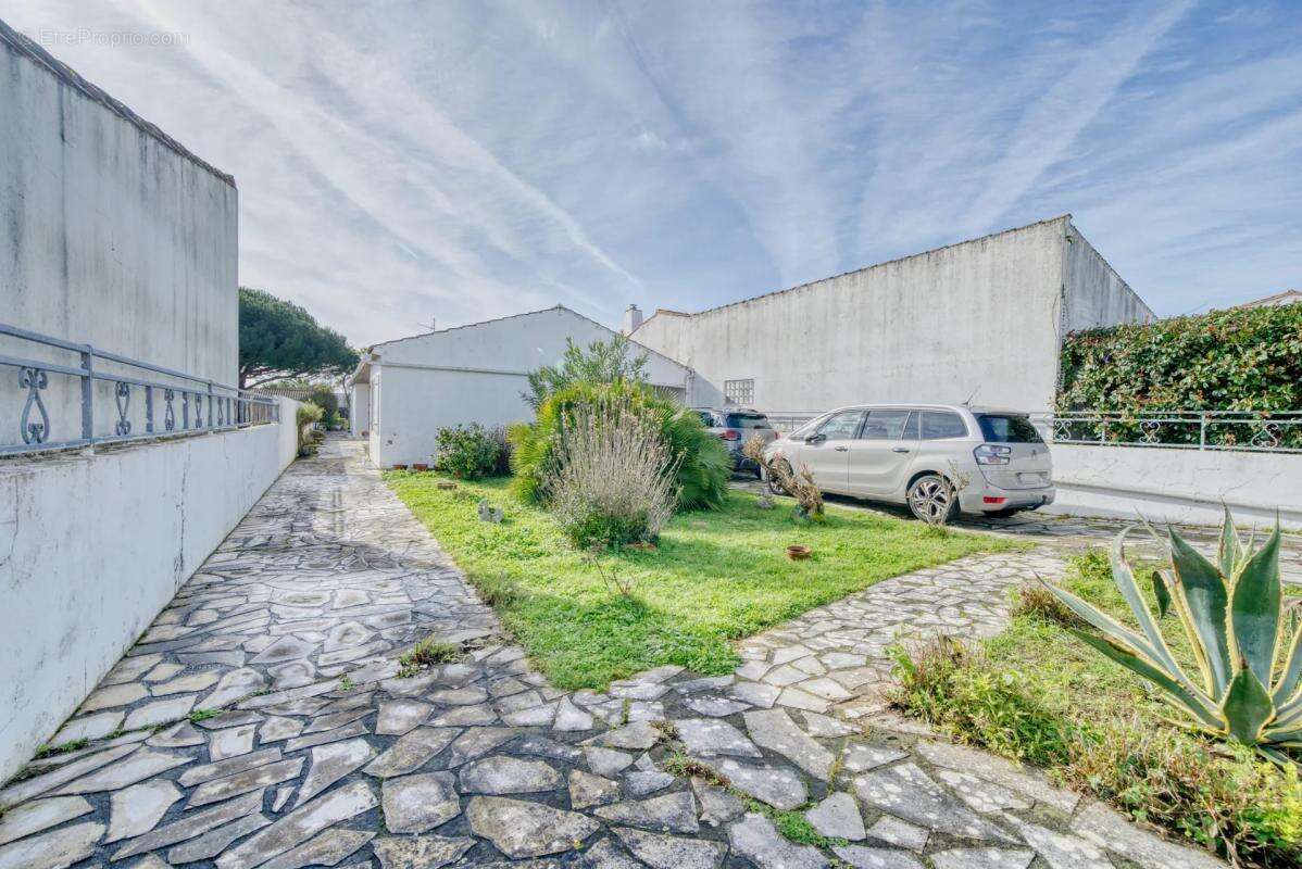 Maison à SAINTE-MARIE-DE-RE