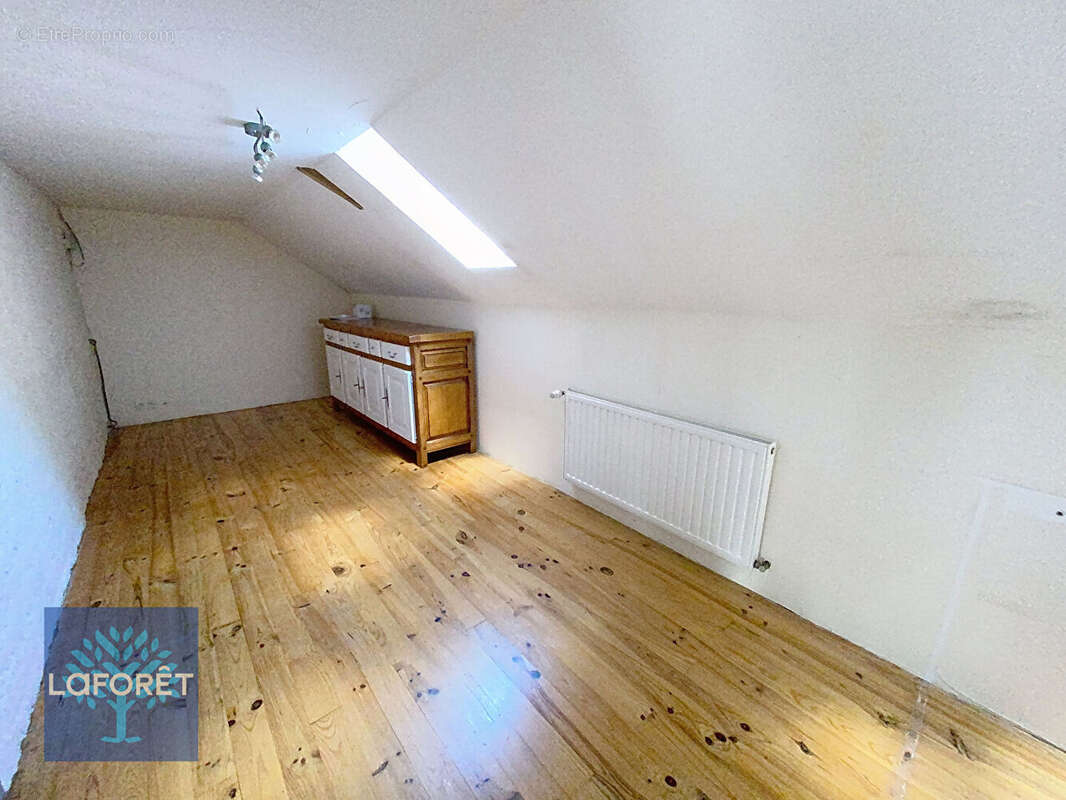 Maison à LA BAZOUGE-DU-DESERT